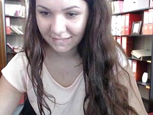 Bella moretti squirt at work