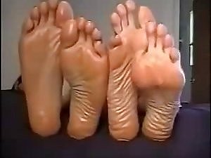feet